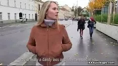 Odtwórz Ramię do odbioru ludności Missy sprawia, że ​​wczasowicz za gotówkę w 35