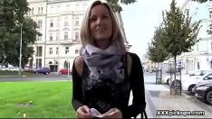 Odtwórz Populace ramię pickupa Missy zrobiła bu rogata wczasowiczka w barze 09