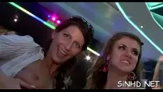 Reproducir sexo sin expurgar por favor