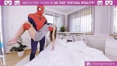 Riproduci Vrfirecrackers.com wanderer-man: parodia porno con la calda adolescente gina gerson