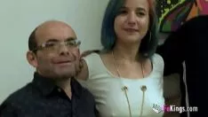 Reproducir Papá maleducado y luego resulta que la juventud civiliza a Amara que el porno no es siempre suave