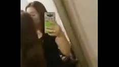 Riproduci Missy che accarezza