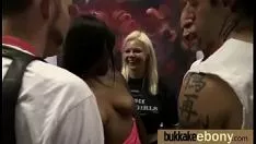 Play Racial gang upspang with whiten gumshoes 12