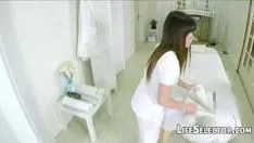Redare Sânii moderati și apoi uleiul - alison rey