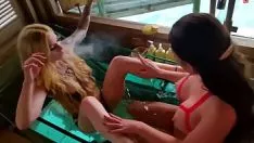 Reproducir Humo acariciando 17