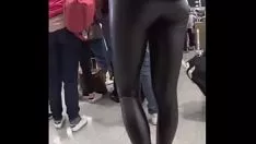 Oynat Parlak külotlu neşeli kirli para