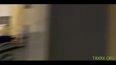 تشغيل تتغلب على برونيه الفتاة المؤثرة بشكل ضئيل آشلي