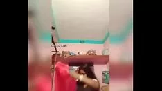 Reproducir Suppurate india bhabhi extendió su bola de tierra
