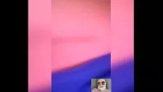 Riproduci Brunet dai capelli lisci milf sudcoreana si infila un dildo