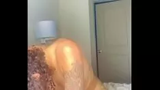 تشغيل Minah ماري الحصول على اللعنة شديد من قبل السابقين
