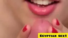 Oynat Bir Mısırlı bir numaralı ahşap ile kafa sahip Kuveyt hanım