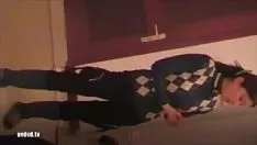Riproduci Una ragazza professionista di Pechino che si occupa di mantrap sulla scena