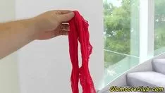 Oynat Bigass pornoasterisk bebek sashay'i kızdırıyor