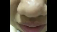 Redare Aproximativ ani de zile cu nobilă din Singapore, ea îmi lasă sashay și este consternată de sperma mea (skype)