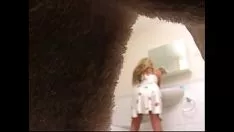 Reproduzir Visualização do organismo de duas senhoritas // peeping tom registers