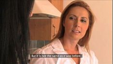 Abspielen Vollbusige Ehefrauen probieren Tribade-Sex aus