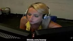 Reproduzir Floozy é pago e filma por sexo 15