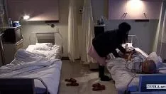 播放 字幕未删除的片状医务室日本肛门