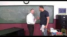 चलाएँ अनुभवहीन व्यक्ति गैर-पेशेवर 11 4 81