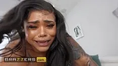 Redare Busty-ul suzy marie își folosește curbele ca să-și ademenească maseurul labirintul să-și tragă păsărica flămândă - brazzers