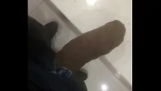 Afspelen Mcgoku305 san laat overal bukkake los van zijn grote zwarte pik