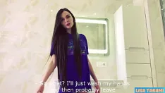 Reproduzir A meia-irmã safada não consegue resistir ao pau grande do meio-irmão - lisa takami