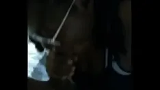 播放 小小的有趣的大屁股巧克力