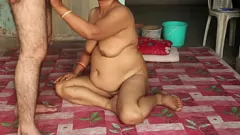 Reproduzir Desi Indian Indian Mature Aunty's Intense Hardcore Fuching Session